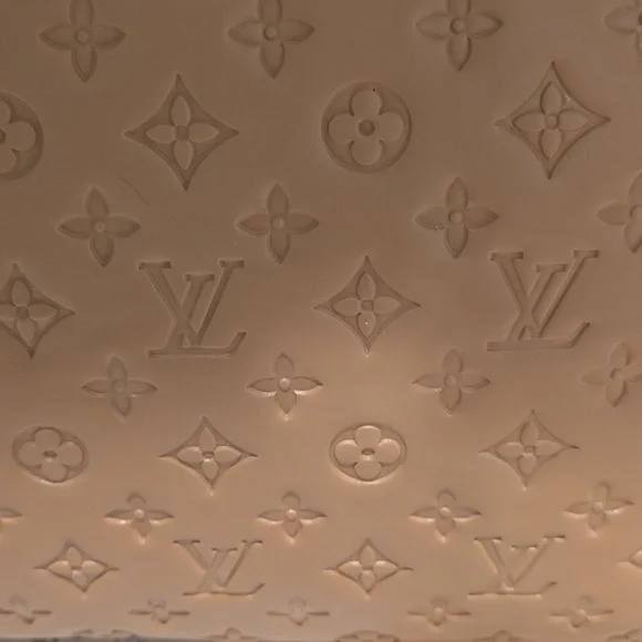 CAMEL Monogram Coussin - Picture 2 of 11